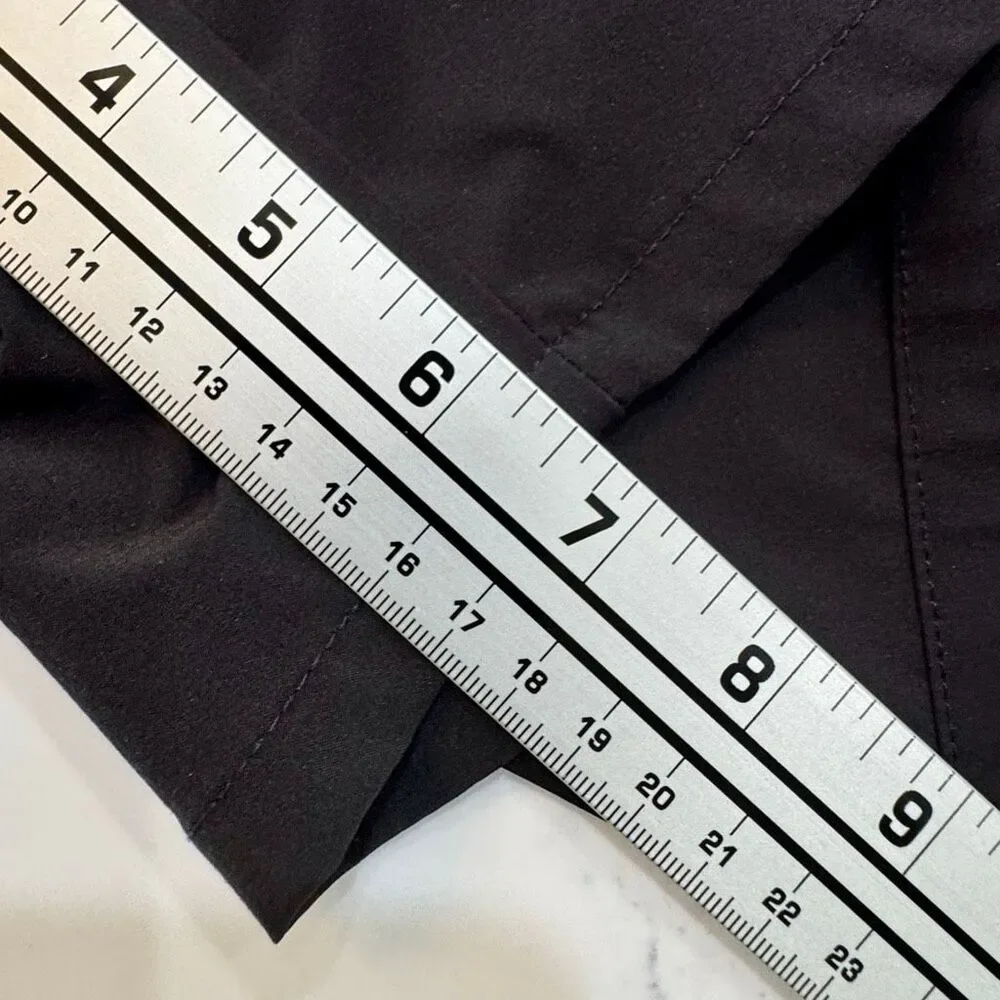The North Face Wander Shorts. 7” inseam. Black. Large.